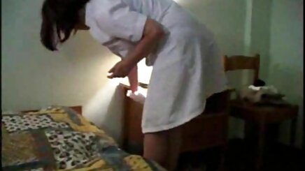 أمسكت به تسجيل والسماح له إنهاء قبالة سكس اخوات مترجم لي
